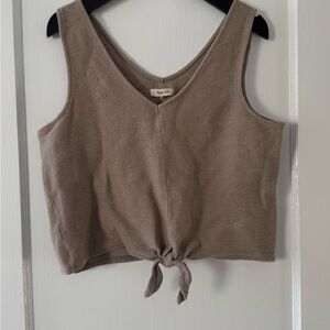 Madewell tie front knit tank | neutral clean girl